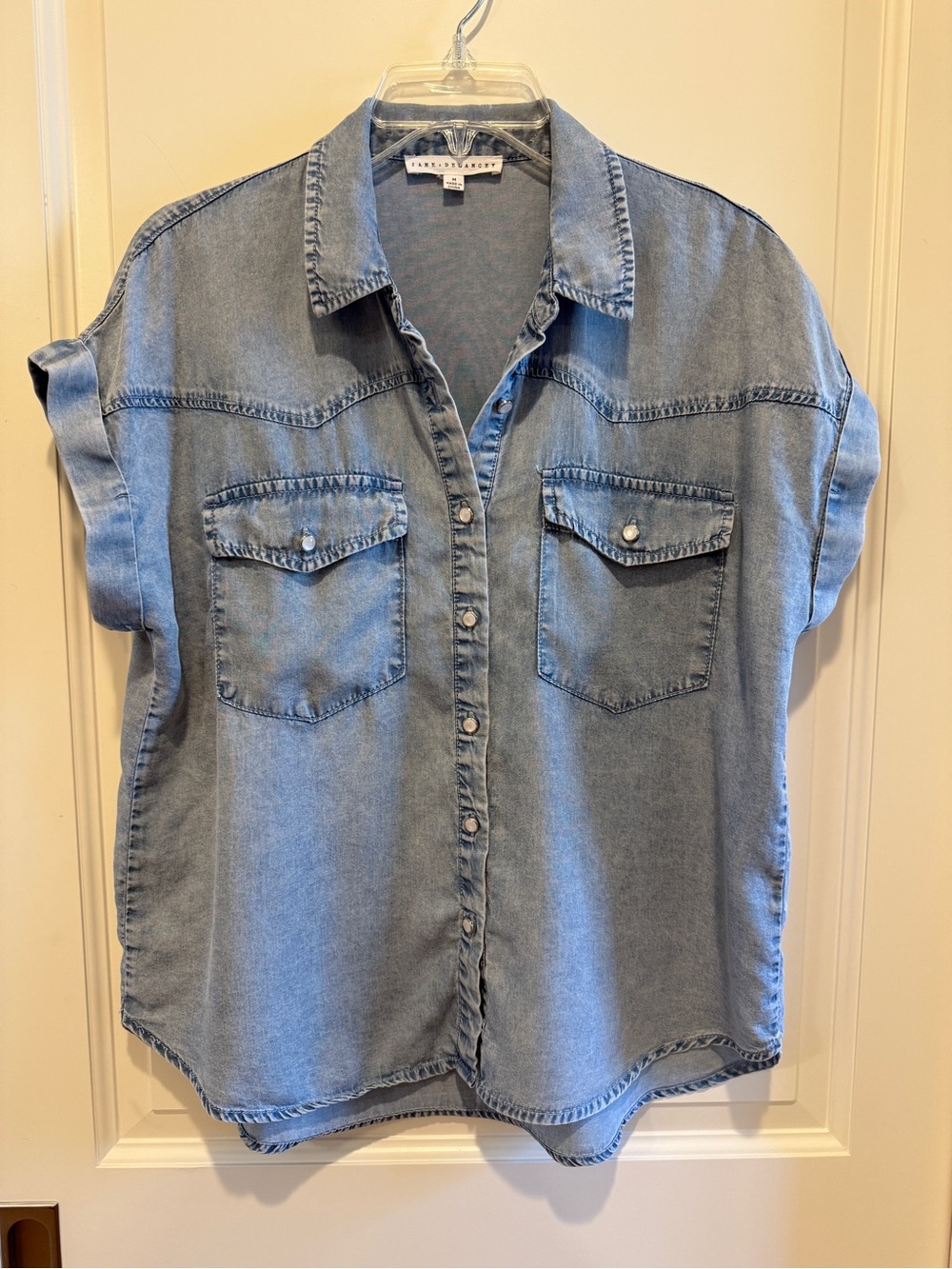 Jane + Delancey Denim Chambray Button Down Shirt